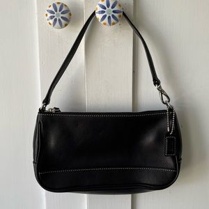 COACH Vintage Small Black Leather Handbag/Wristlet